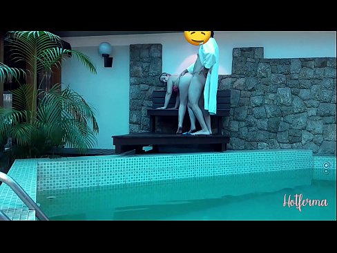 ❤️ Tus thawj coj caw tus tub txib mus rau hauv lub pas dej, tab sis tsis tuaj yeem tiv taus kub ❤ Porno fb ntawm porn hmn.yespornpics.ru ☑